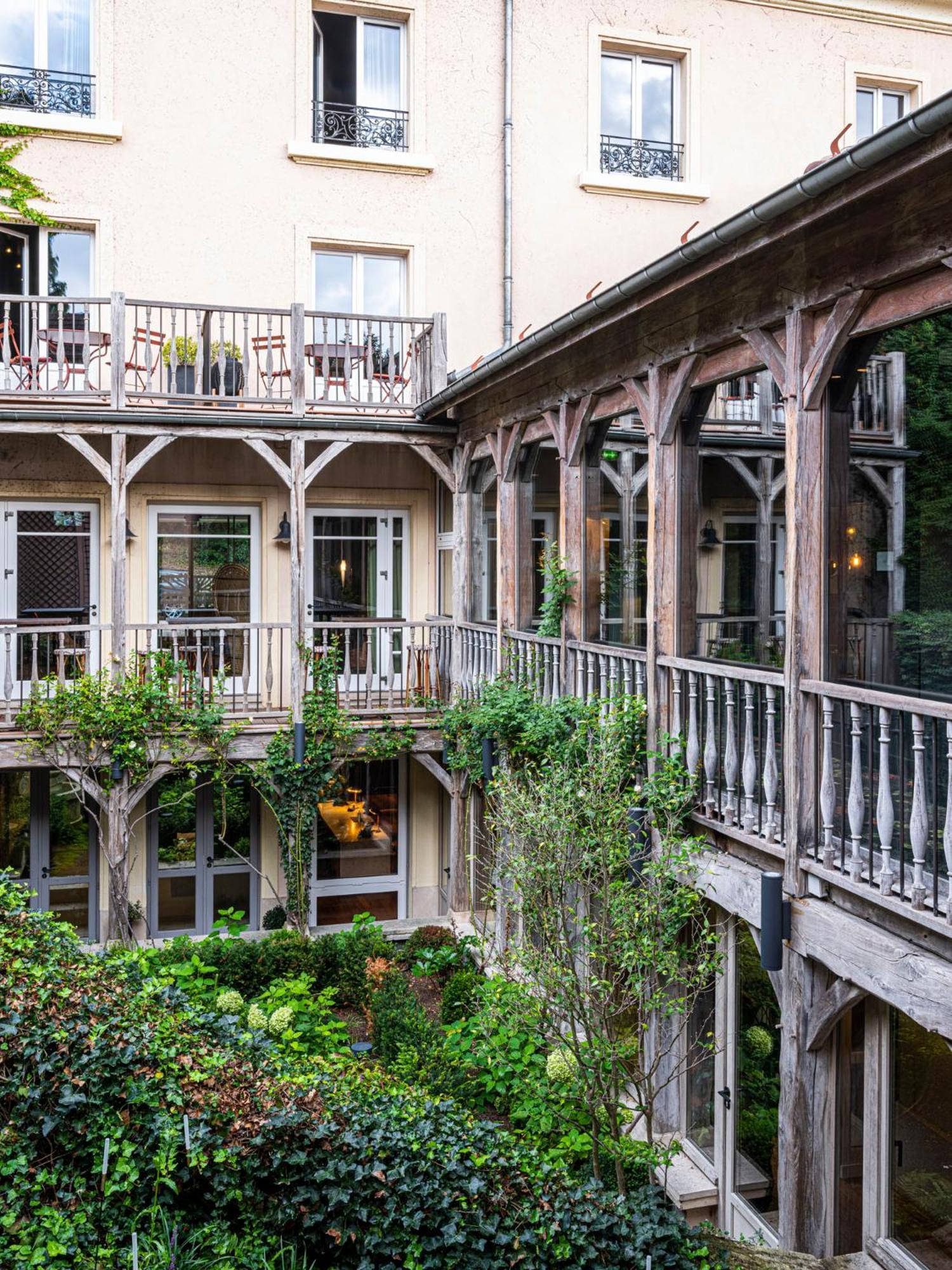Hotel Les Etangs De Corot Ville-dʼAvray Zewnętrze zdjęcie