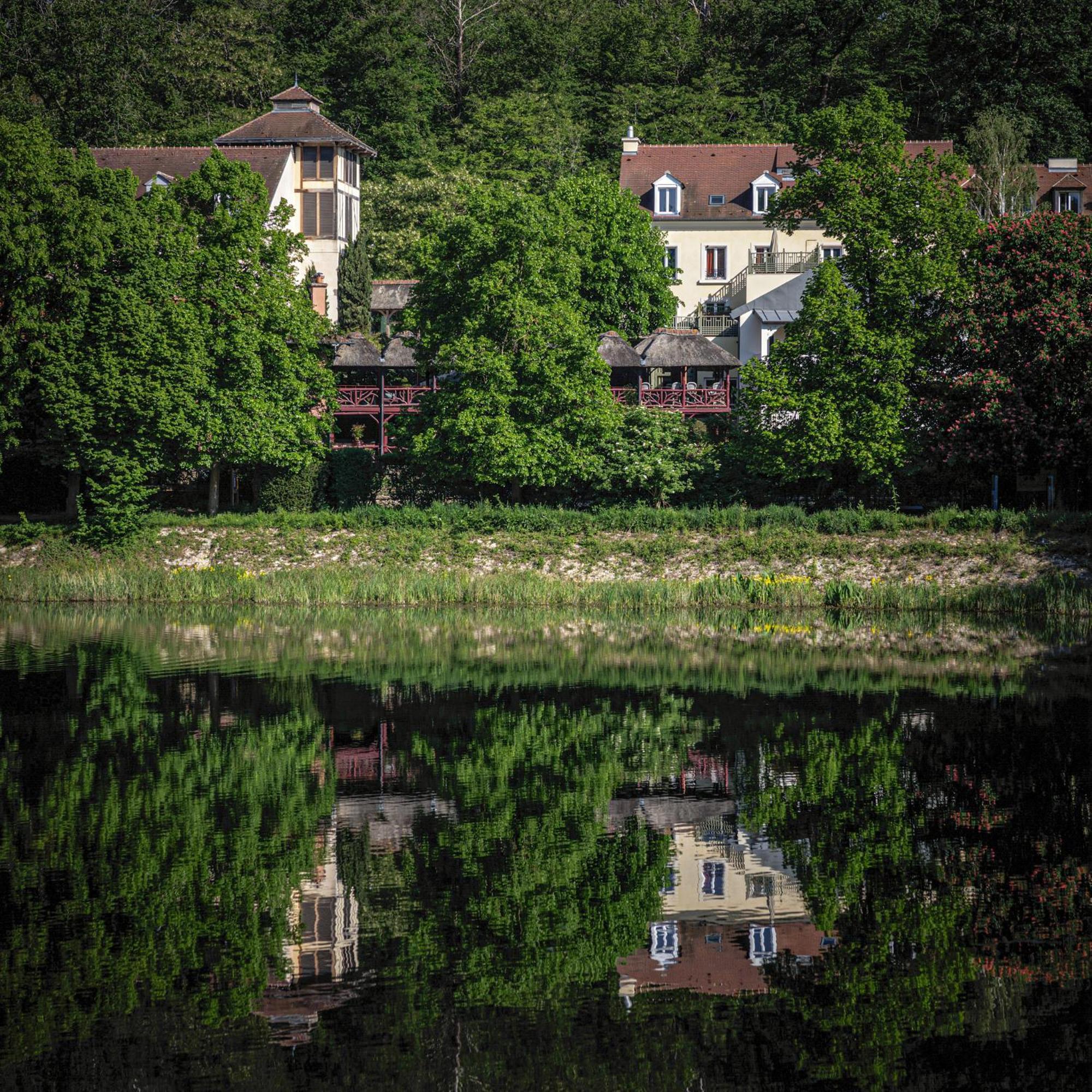 Hotel Les Etangs De Corot Ville-dʼAvray Zewnętrze zdjęcie
